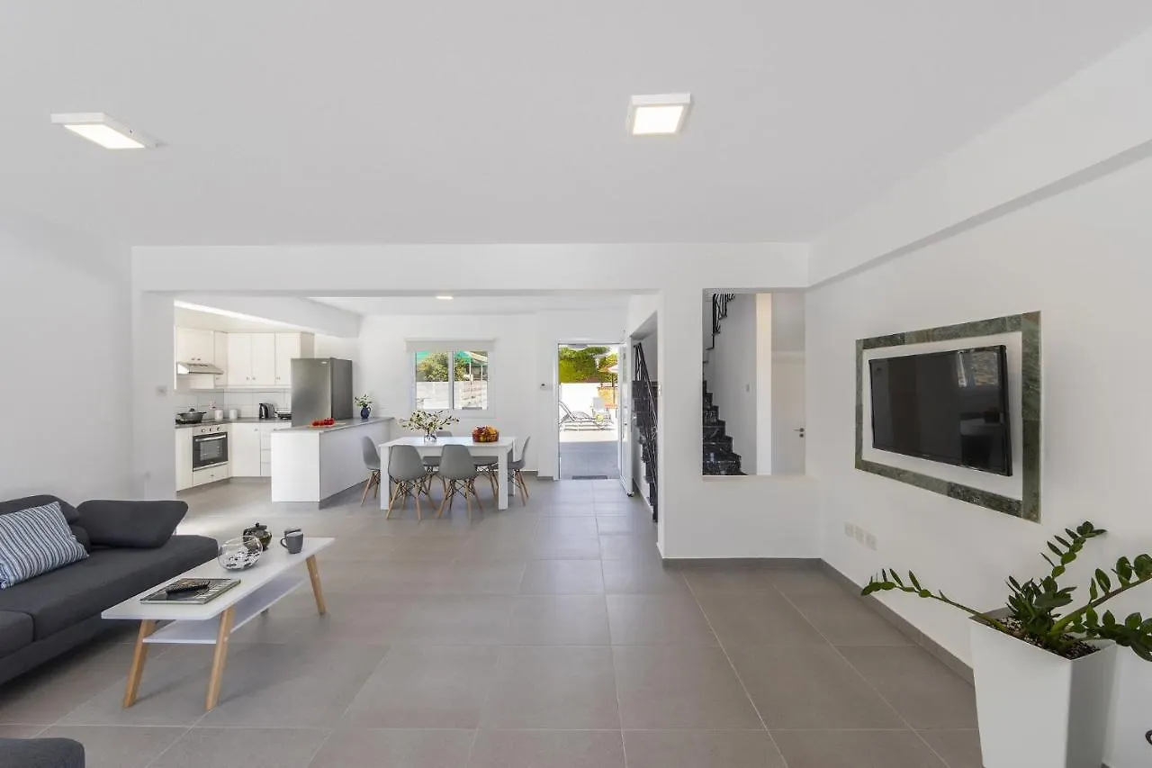 Villa Alleli Protaras Kıbrıs